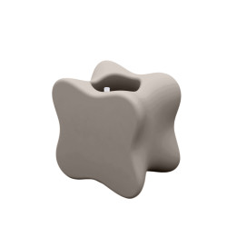 comprar PAL MACETERO BY KARIM RASHID online de VONDOM desde 441,65 € comprar PAL MACETERO BY KARIM RASHID online de VONDOM desde 441,65 €