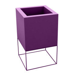 comprar VELA CUBO MACETERO BY RAMÓN ESTEVE online de VONDOM desde 387,20 € comprar VELA CUBO MACETERO BY RAMÓN ESTEVE online de VONDOM desde 387,20 €