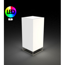 comprar Macetero Vela cubo alto por Ramón Esteve online de VONDOM desde 514,25 € comprar Macetero Vela cubo alto por Ramón Esteve online de VONDOM desde 514,25 €