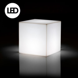comprar JUT CUBO LAMPARA por Studio Vondom online de VONDOM desde 254,10 €