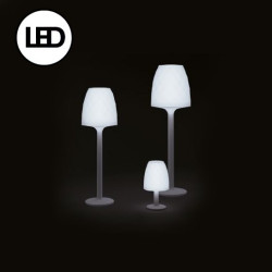 comprar VASES LAMPARA DE PIE online de VONDOM desde 508,20 €