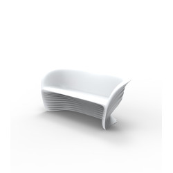 Biophilia sofá en Basic, por Ross Lovegrove Biophilia sofá en Basic, por Ross Lovegrove