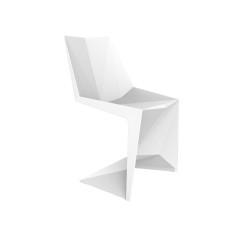 Voxel mini silla por Karim Rashid