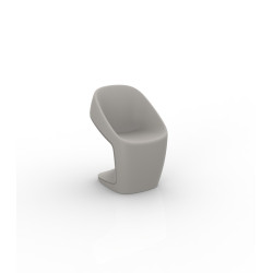 comprar Ufo silla por Ora Ïto online de VONDOM desde 405,35 € comprar Ufo silla por Ora Ïto online de VONDOM desde 405,35 €