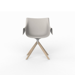 comprar Manta sillon giratorio con madera por Eugeni Quitllet online de VONDOM desde 598,95 € comprar Manta sillon giratorio con madera por Eugeni Quitllet online de VONDOM desde 598,95 €