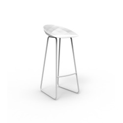 comprar Vases taburete por JM Ferrero online de VONDOM desde 284,35 € comprar Vases taburete por JM Ferrero online de VONDOM desde 284,35 €