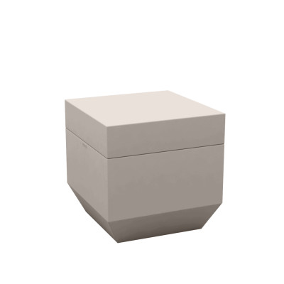 comprar Vela puff 40x40x40 por Ramón Esteve online de VONDOM desde 235,95 € comprar Vela puff 40x40x40 por Ramón Esteve online de VONDOM desde 235,95 €