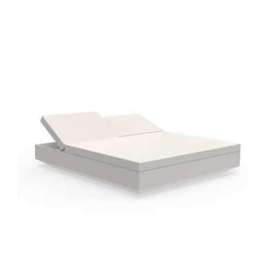 comprar DAYBED - Vela daybed cuadrado 2 cabezales por Ramón Esteve - VONDOM online de VONDOM desde 3,853.85