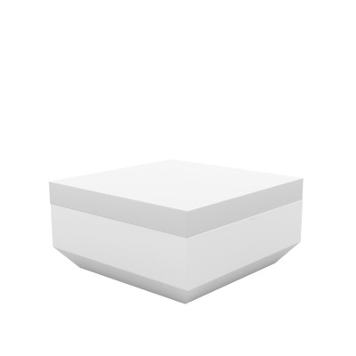 comprar Vela puff 80x80x40 por Ramón Esteve online de VONDOM desde 677,60 € comprar Vela puff 80x80x40 por Ramón Esteve online de VONDOM desde 677,60 €