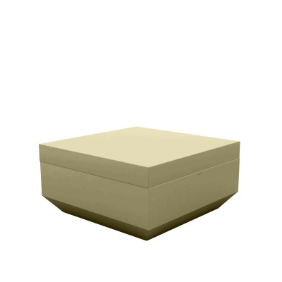 comprar Vela puff 80x80x40 por Ramón Esteve online de VONDOM desde 677,60 € comprar Vela puff 80x80x40 por Ramón Esteve online de VONDOM desde 677,60 €