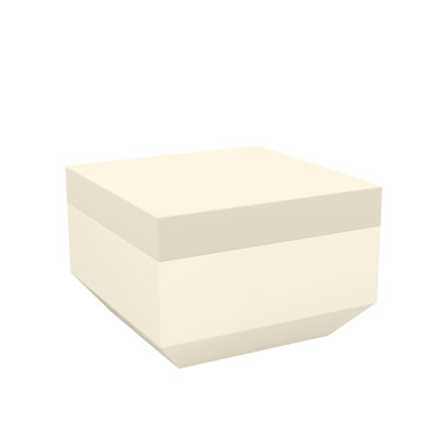 comprar Vela puff 60x60x40 por Ramón Esteve online de VONDOM desde 471,90 € comprar Vela puff 60x60x40 por Ramón Esteve online de VONDOM desde 471,90 €