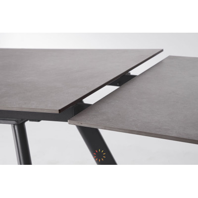comprar MESA EXTERIOR JARKKO 160-240X90 NEGRO online de BIZZOTTO desde 843,99 €