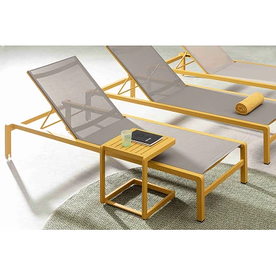 comprar TUMBONA KONNOR | Apilable y Con Ruedas online de BIZZOTTO desde 444,31 €
