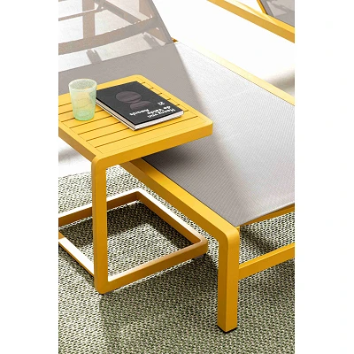 comprar TUMBONA KONNOR | Apilable y Con Ruedas online de BIZZOTTO desde 444,31 €