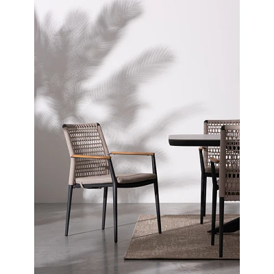 comprar SILLA CON REPOSABRAZOS | CON COJINES | MADDOX ANTR JX55 online de BIZZOTTO desde 302,74 €