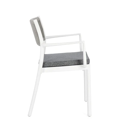 comprar SILLA CON REPOSABRAZOS | CON COJINES | ALVIN BLANCO/GRIS CLARO online de BIZZOTTO desde 148,10 €