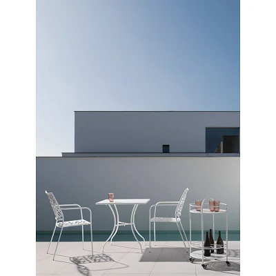 comprar SILLA CON REPOSABRAZOS | KELSIE BLANCO online de Yes desde 99,10 €
