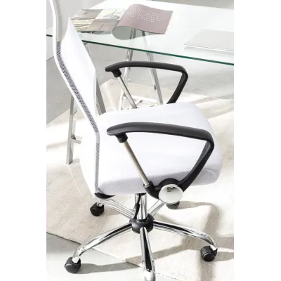 comprar SILLÓN OFICINA C-BRAZOS DAKAR BLANCO online de Yes desde 177,87 €