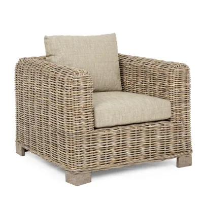 comprar SILLÓN CON COJINES FORTALEZA online de BIZZOTTO desde 717,89 €