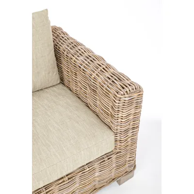 comprar SILLÓN CON COJINES FORTALEZA online de BIZZOTTO desde 717,89 €