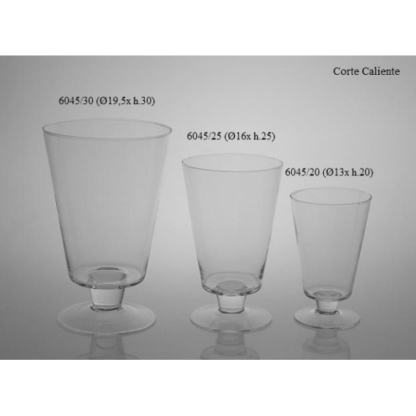 JARRÓN DE CRISTAL CON PIE CORTE CALIENTE