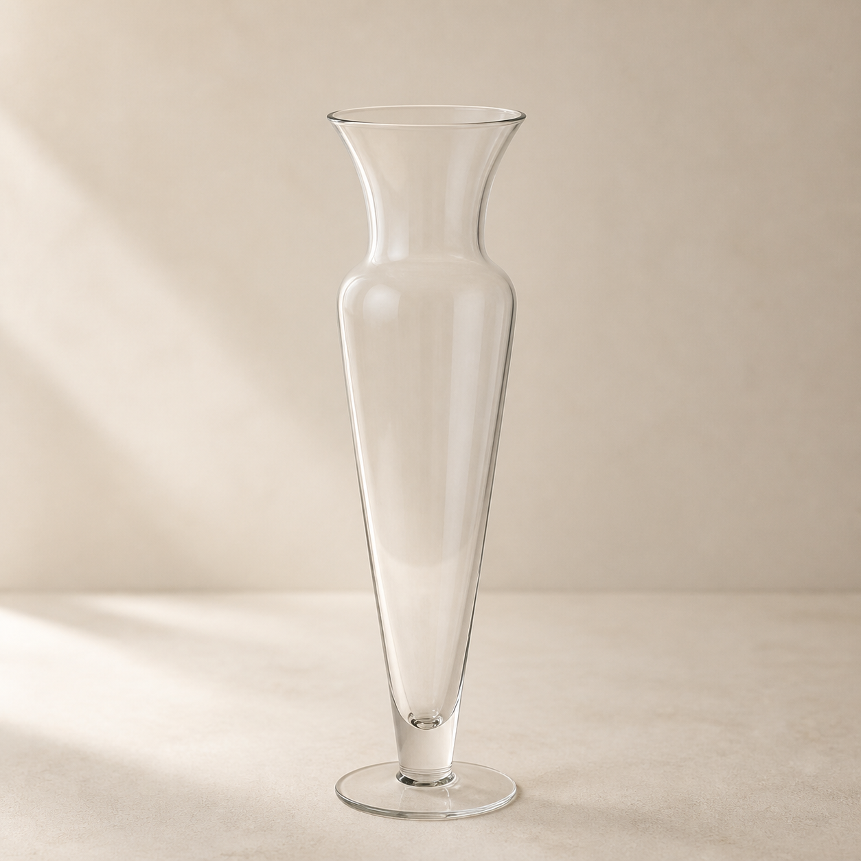 10045 comprar FLORERO CON PIE DE CRISTAL online de desde 1983 E estudio calido cuadrado sin texto