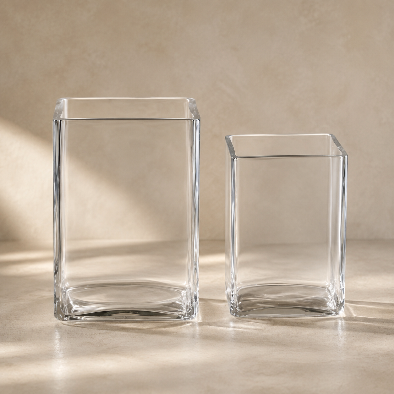 979 comprar FLORERO RECTANGULAR DE CRISTAL online de desde 1930 E estudio calido cuadrado sin texto