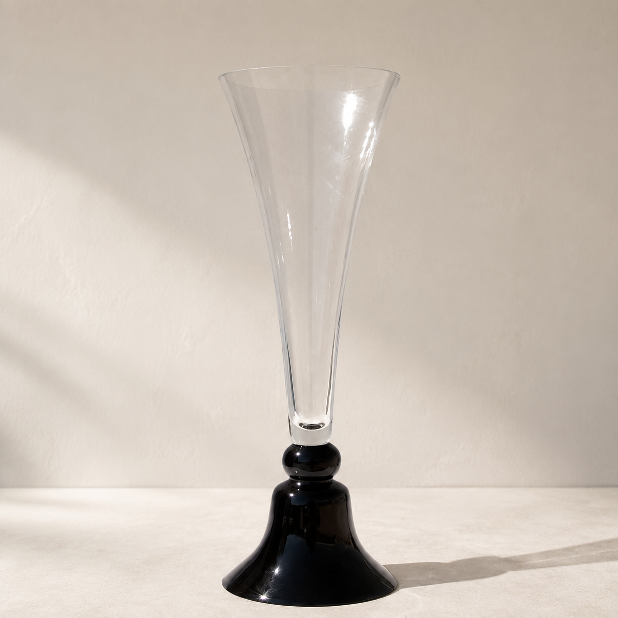 12882 comprar JARRON CPIE NEGRO O.23 X H.80 online de desde 10701 E estudio calido cuadrado sin texto