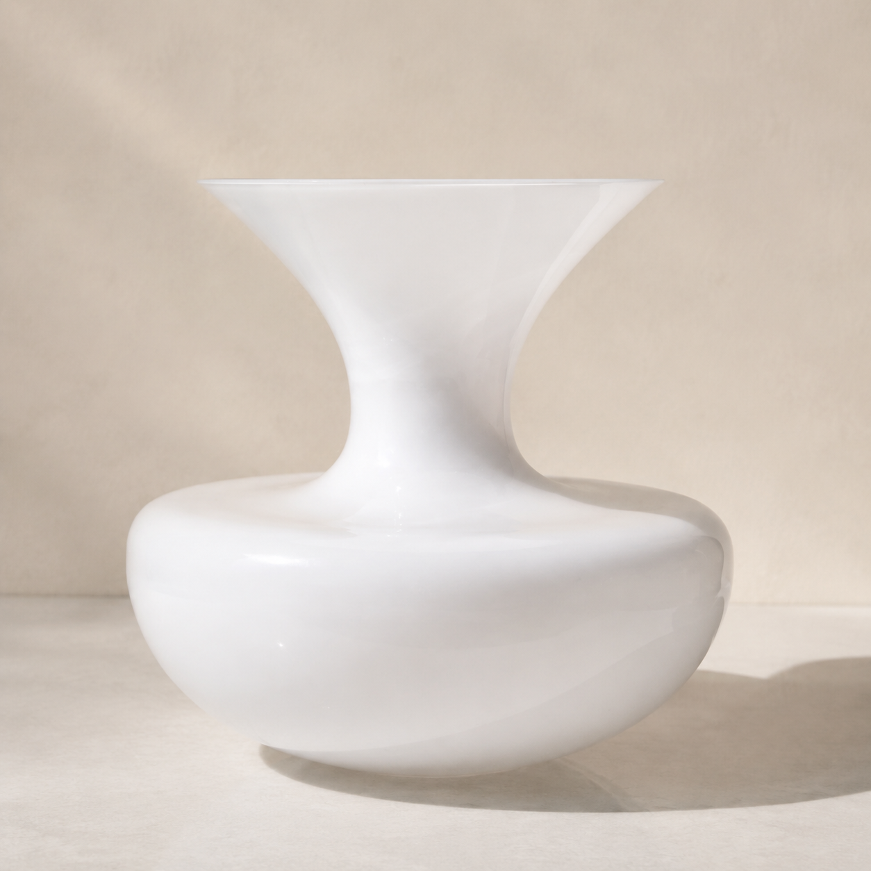 12903 comprar JARRON OPAL O.41 X H.40 online de desde 13164 E estudio calido cuadrado sin texto