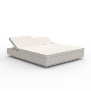 comprar DAYBED - Vela daybed cuadrado 2 cabezales por Ramón Esteve - VONDOM online de VONDOM desde 3,853.85