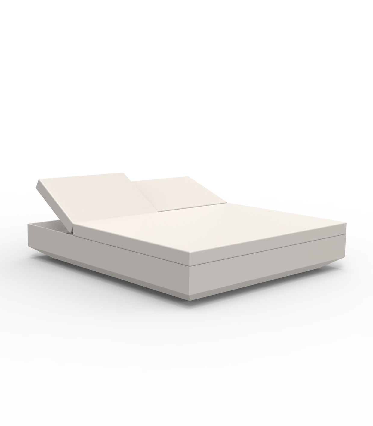comprar DAYBED - Vela daybed cuadrado 2 cabezales por Ramón Esteve - VONDOM online de VONDOM desde 3,853.85